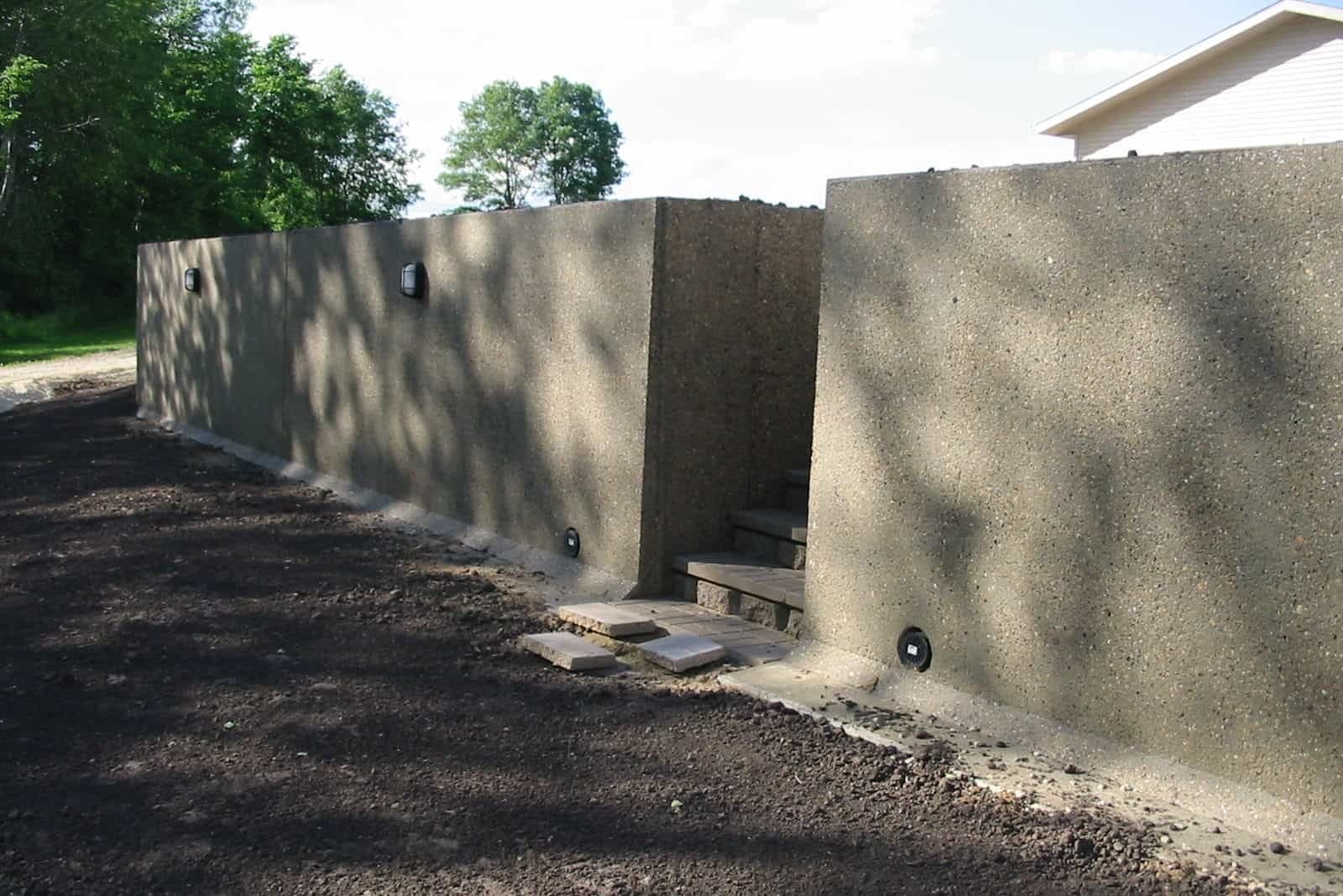 Concrete Retaining Wall